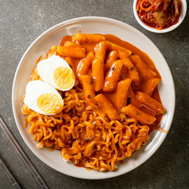 Food Rabokki Exploring Flavor Fusion: The Delicious World of Rabokki – Ramen Crate NZ