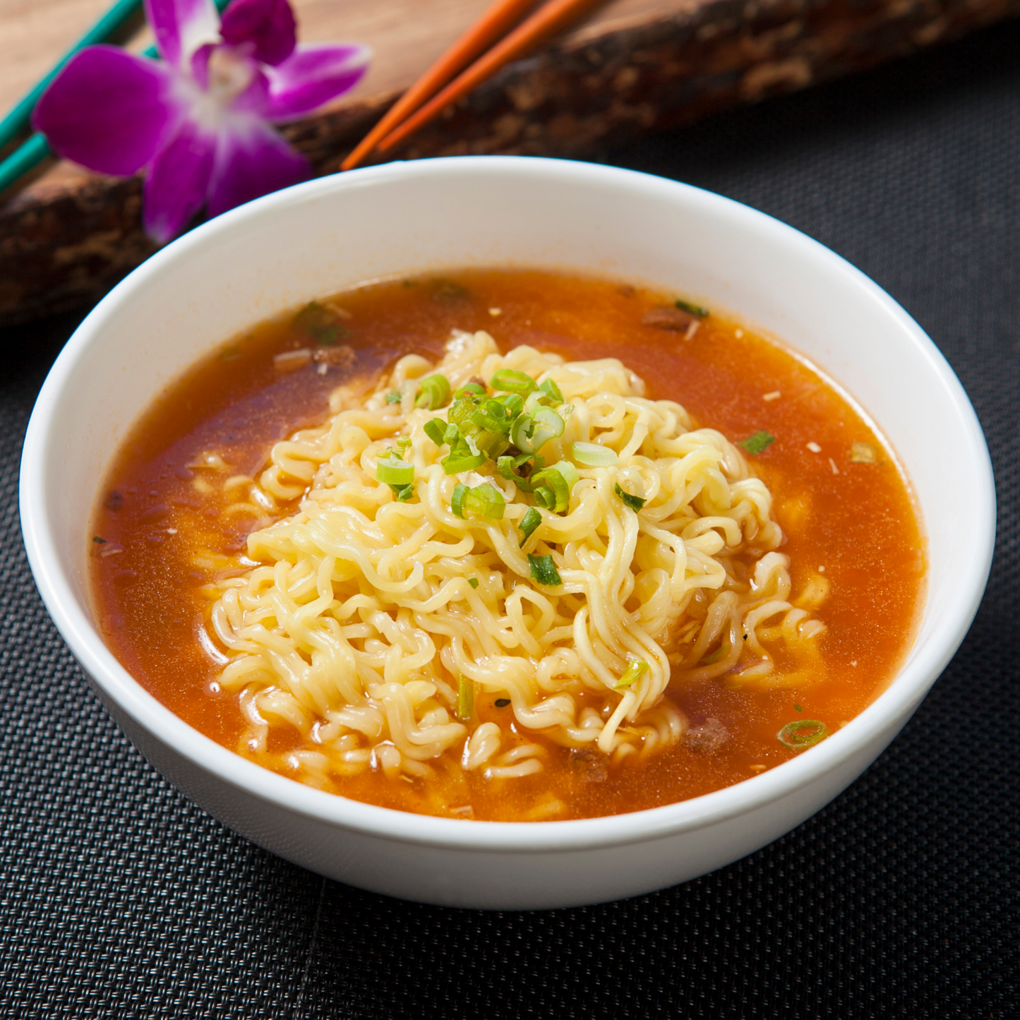 Master Kang Braised Beef Ramen Cup Box